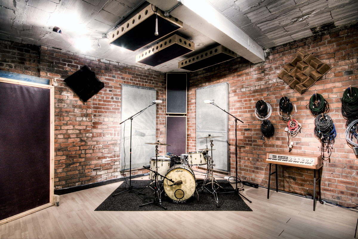 Drum kit location 